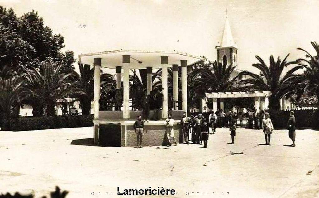 Lamoriciere - Kiosque.jpg